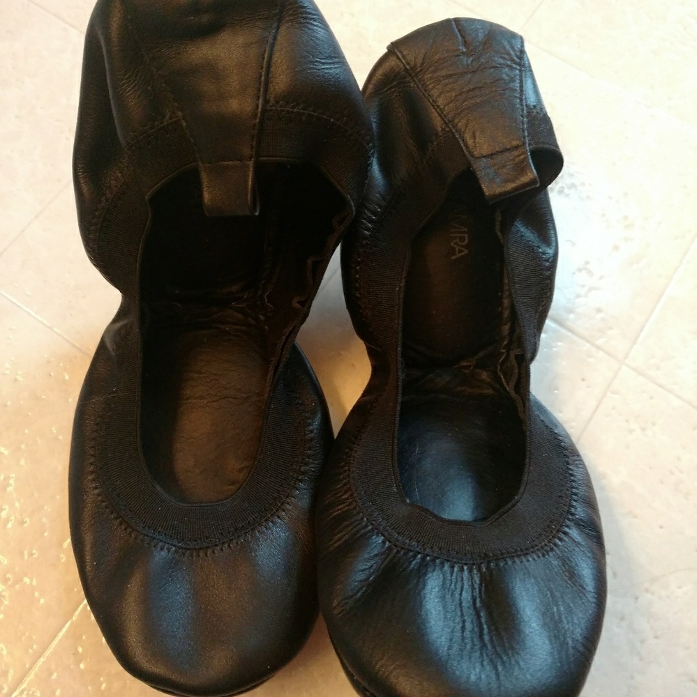 Yosi Samra Black flats